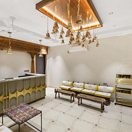 Отель Hari Om Residency 800 Meters From Ram Mandir Ayodhya Экстерьер фото